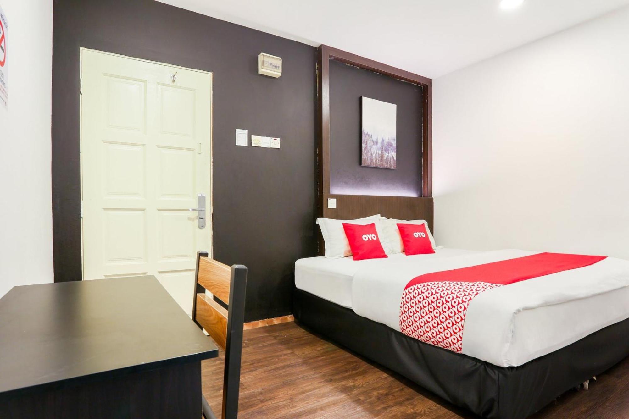 Oyo 90460 Hotel Kl2F Rest & Go Σαχ Αλάμ Εξωτερικό φωτογραφία