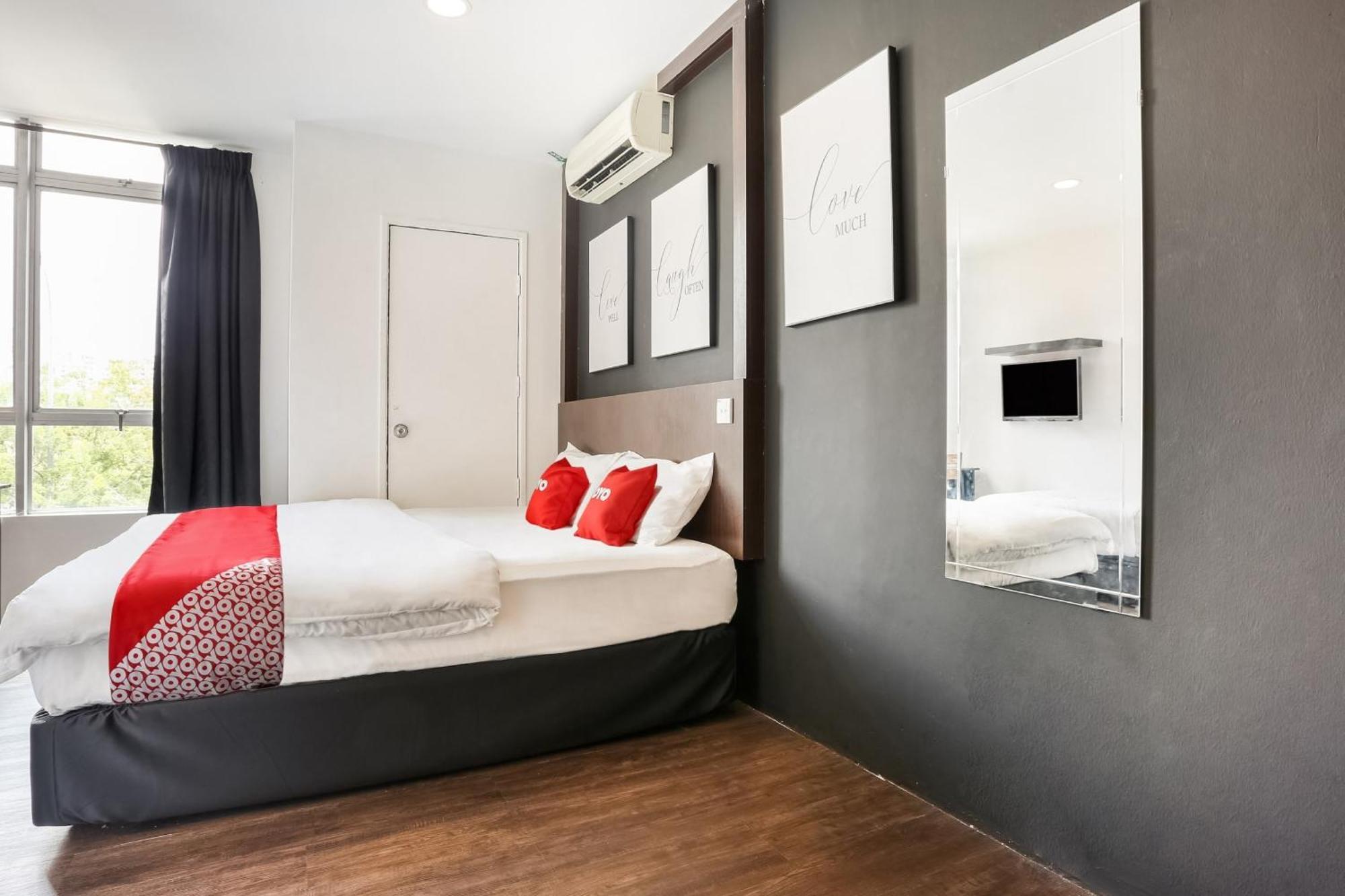 Oyo 90460 Hotel Kl2F Rest & Go Σαχ Αλάμ Εξωτερικό φωτογραφία